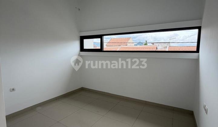 Rumah Baru SHM Siap Huni Nyaman di Taman Kopo Indah 3, Bandung 2