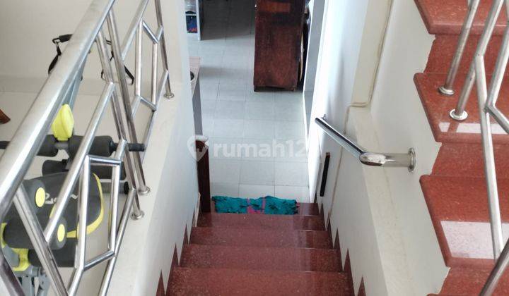 Rumah 2 Lantai Bagus Unfurnished SHM di Jalan Sukawarna , Bandung 2