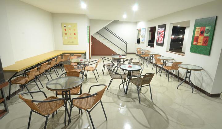For Sale: Beautiful Exclusive Dago Pojok Boarding House (Featuring Red Doors) 2