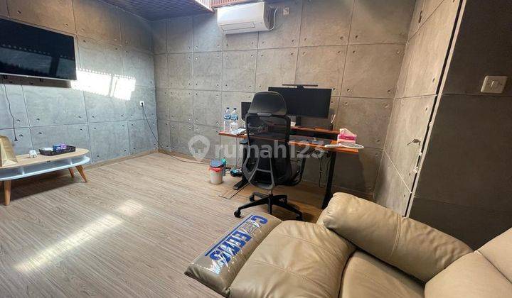 Rumah 2 Lantai Bagus Unfurnished SHM di BKR, Bandung 2