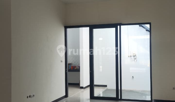 Comfortable Good 2-Story Ready-to-Occupy House in Sherwood Tki 5, Bandung 2