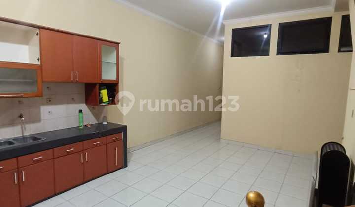 Ruko 3,5 Lantai SHM Nyaman Strategisi Taman Kopo Indah 2 Ruko 3,5 Lantai SHM Nyaman Strategisi Taman Kopo Indah 2