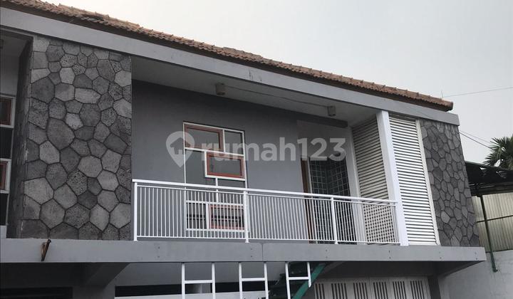 Gudang dan Kantor strategis Bagus 700 m2 SHM Moch Toha, Bandung