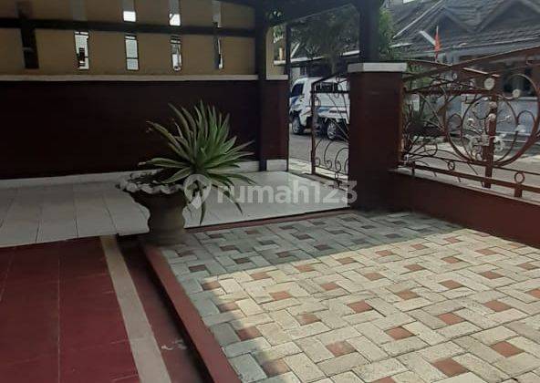 Rumah Kontrakan 2 Lantai Bagus Unfurnished SHM di Margacinta 2