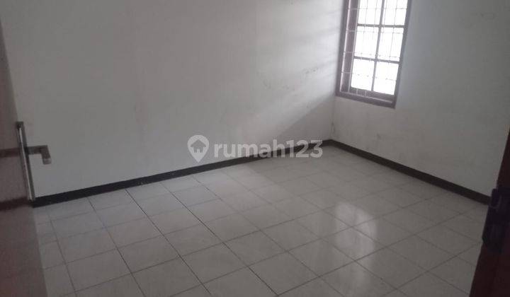 Rumah Kontrakan Bagus Unfurnished SHM di Nataendah, Bandung 2