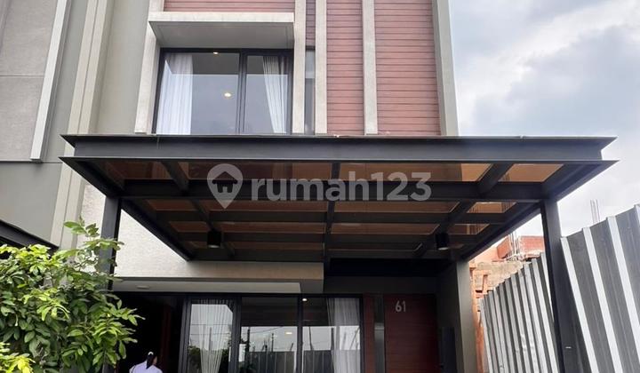 Dijual Rumah Cluster BRIZA Summarecon Tangerang Dijual Rumah Cluster BRIZA Summarecon Tangerang
