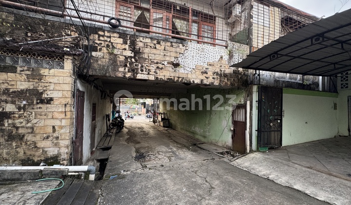 Office for Rent in Central Samarinda Ilir 8902