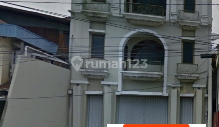 Downtown Shop House for Rent, Office Only, Samarinda City 1