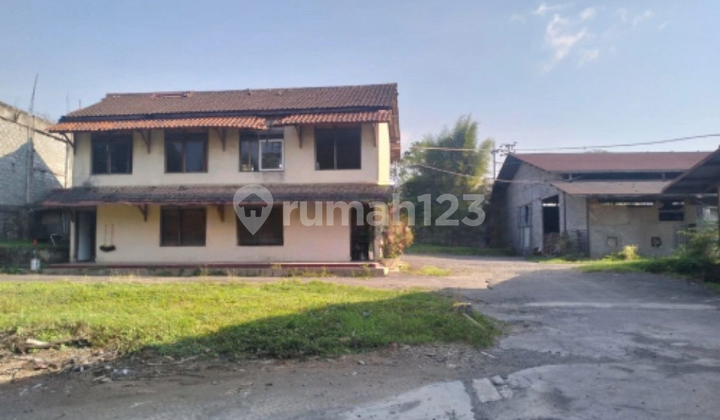 Good Warehouse for Sale on Begas St., Semarang 1