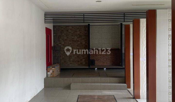 Dijual Rumah Tempat Usaha Jl S.parman 9