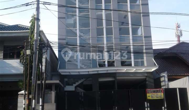 Perkantoran di Jl. Di Panjaitan 
kampung Kali, Semarang 5