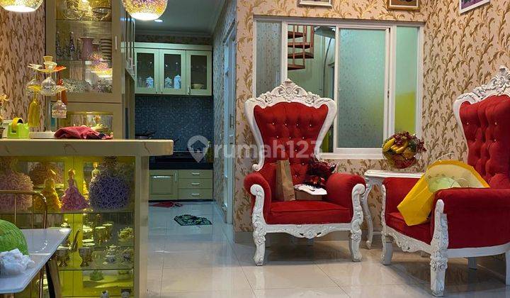 Rumah Bagus Furnished di Gaia Residences, Semarang 1