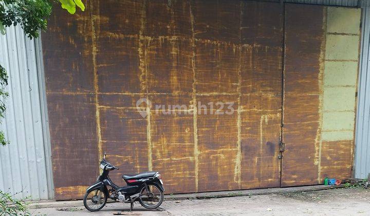 Gudang Dekat Pintu Tol Kalikangkung Pinggir Jalan Raya 2