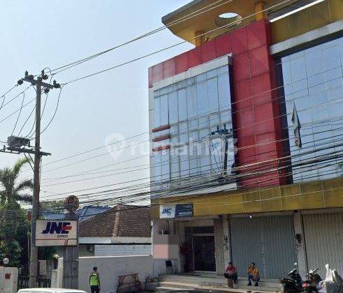 Disewakan Ruko Strategis Jalan Besar di Jl Sultan Agung Semarang 1