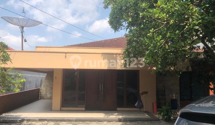 Nice house on Tambora Street, Semarang