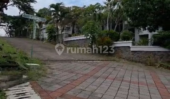 Tanah kapling di Boulevard candi golf dengan view Kota 2