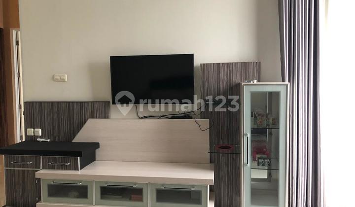 Nice 3-story shop house in Ngagel, Surabaya Nice 3-story shop house in Ngagel, Surabaya