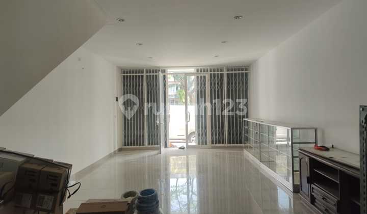 Ruko 3 Lantai, di Bsb City 1