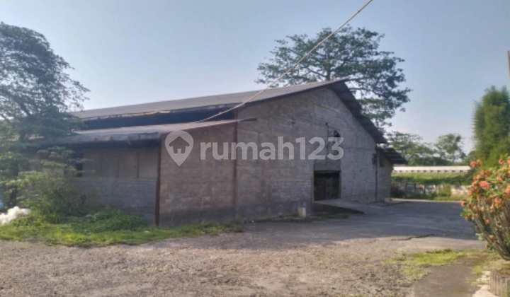 Good Warehouse for Sale on Begas St., Semarang 2