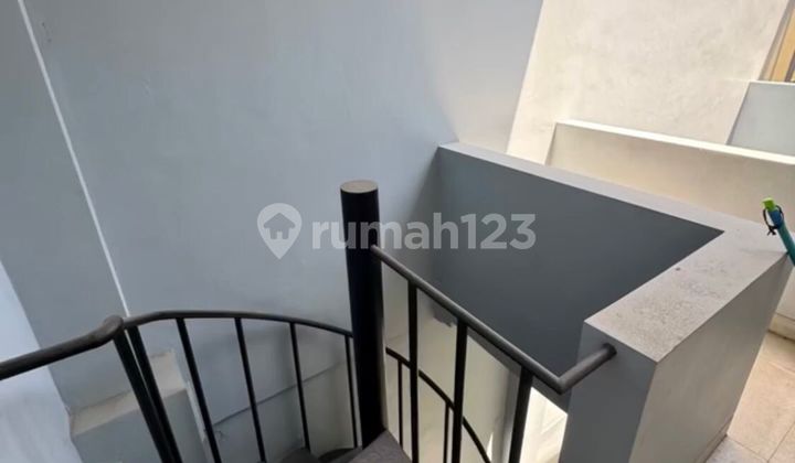 Nice and New House in Puri Anjasmoro, West Semarang 2