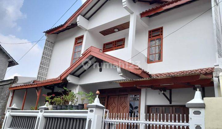 Rumah 2 lantai di tengah kota Magelang  1