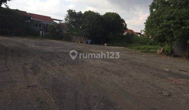 Dijual tanah luas di pinggir jalan raya,harga dibawah NJOP  1