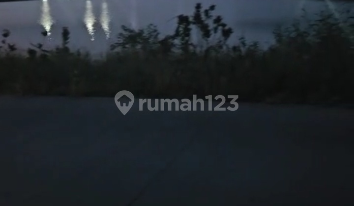 Tanah Pinggir Jalan Raya di Kawasan Industri Kendal Sudah Terima Urugan Rata Jalan