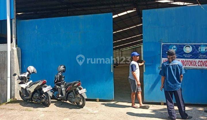 Gudang Siap Pakai Pinggir Jalan Raya  2