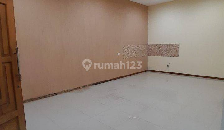 Rumah 3lantai Pinggir Jalan Daerah Semarang Timur  2