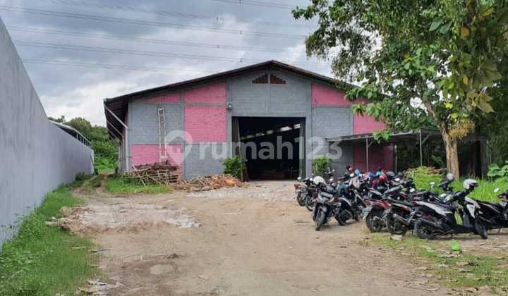 Tanah Ngantong + Gudang di Pinggir Jalan Raya Daerah Pedurungan 2