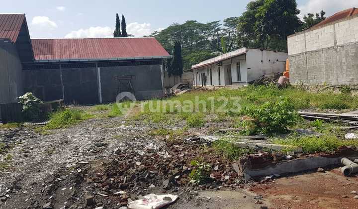 Warehouse with Large Land Area in Cangkiran Mijen Area