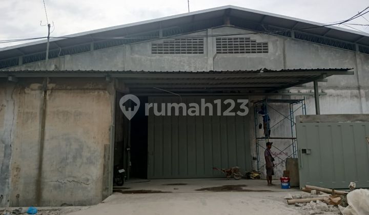 Ready-to-Use Warehouse, Flood-Free Near Port 1