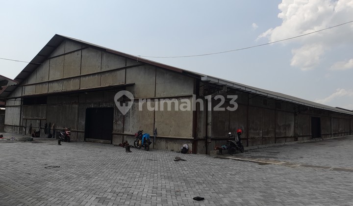 Large Warehouse, Ready to Use Near North Semarang Area Port. 2