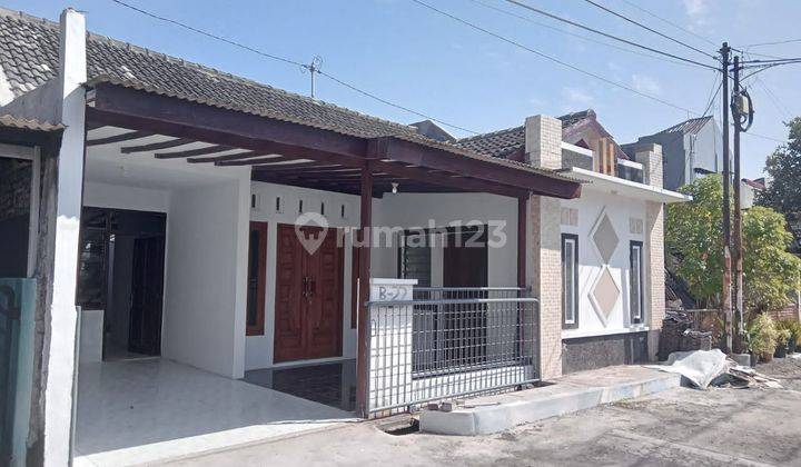 Rumah Siap Pakai Daerah Plamongan Indah  1