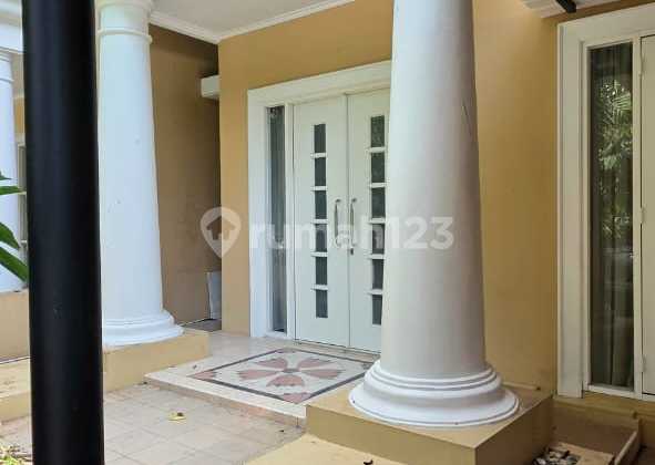 Rumah Bagus Full Furnished Dekat Universitas Binus dan Dekat Pusat Kota 1