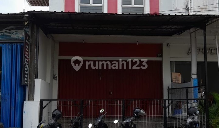 Good and Ready-to-Use Shop House on the Highway Side in East Semarang Area Good and Ready-to-Use Shop House on the Highway Side in East Semarang Area