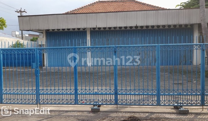 Warehouse + Office Rental on the Highway Side Near Toll Access in East Semarang Area