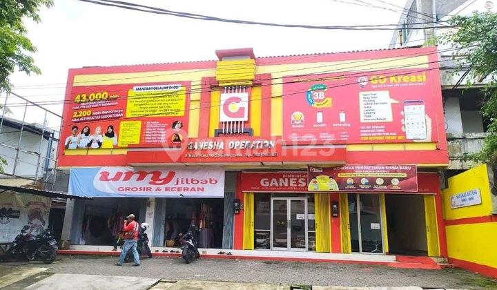 Ready-to-Use Shop House on a Busy and Strategic Main Road in the Banyumanik Area 1