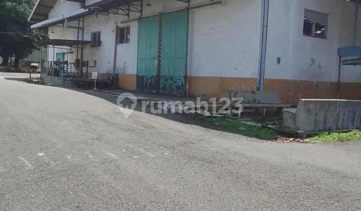 Gudang Bagus Besar Dan Siap Pakai Di Kawasan Industri 1