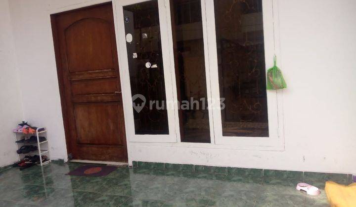 Rumah 2lantai Di Tengah Kota  2