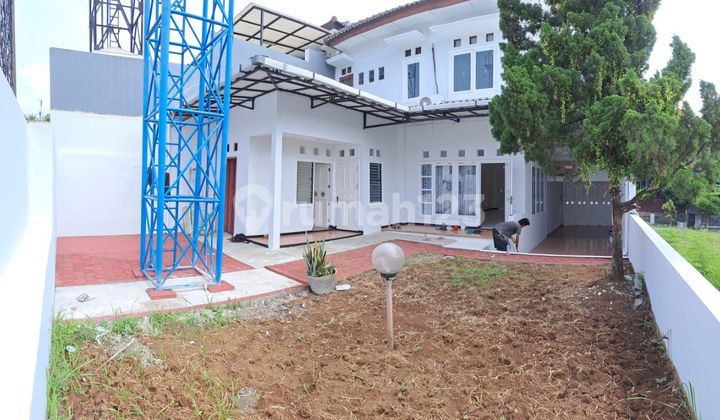 Disewakan Rumah 2lantai Area Candigolf 1