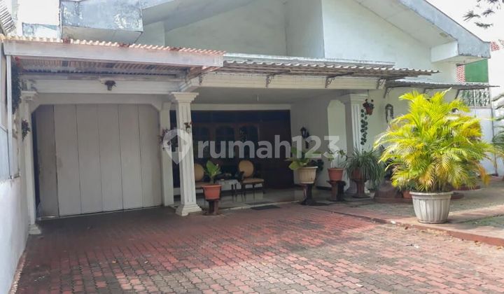 Rumah Bagus Dgn Halaman Depan Dan Belakang Yg Luas Di Sompok 1