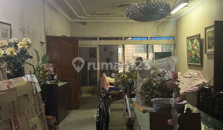 House / Business Space Near Simpang Lima 2