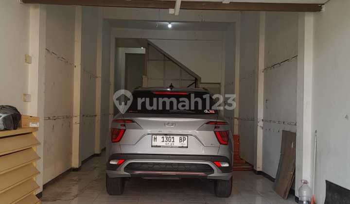 Ruko 3Lantai Punya Tempat Parkir Yg Luas Cocok Utk Kantor dan Gudang 2