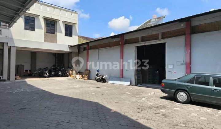 Gudang + Kantor Siap Pakai dan Bebas Banjir di Semarang Timur 1