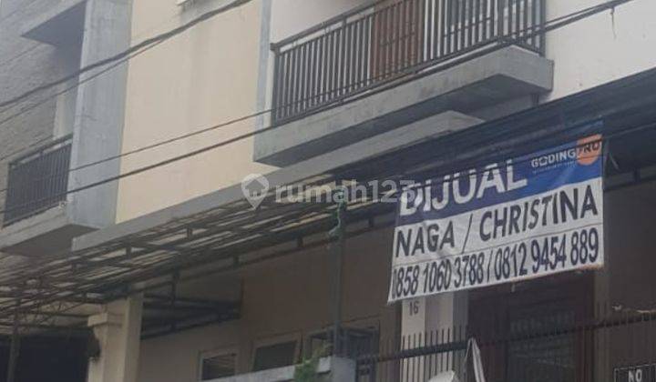 Rumah Hoek 3 Lantai Kepu Barat Dijual 1