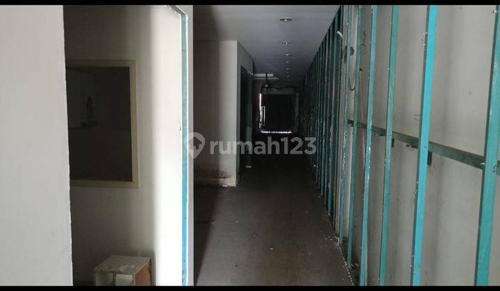 Disewakan Ruko 1 Lantai di Jalan Gajah Mada Jakarta Pusat  2