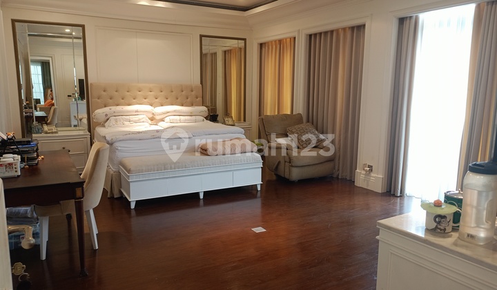 Dijual Rumah Mewah 4 Lantai di Lotus Pik 2