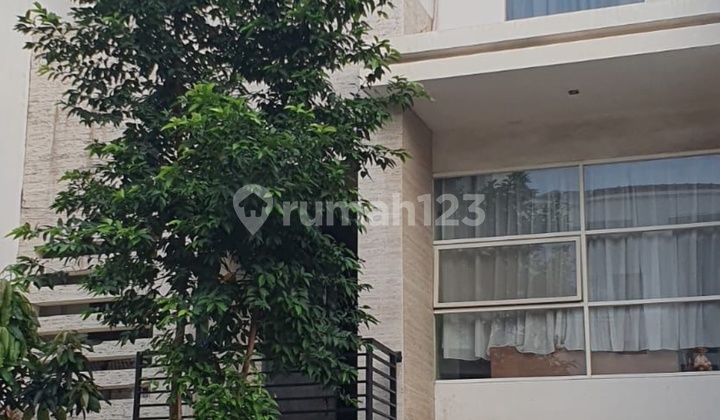 For Sale House in Manyar Pik 1 Size 8X25 Cheap Price