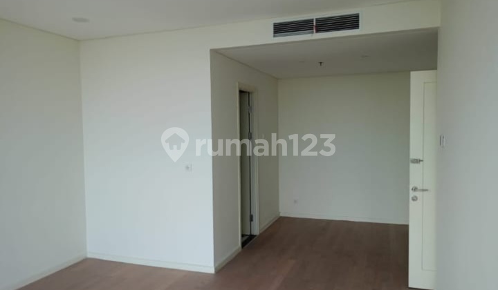 For sale Regatta apartment pearl beach tower London 3 bedrooms area 163m2 unfurnished For sale Regatta apartment pearl beach tower London 3 bedrooms area 163m2 unfurnished